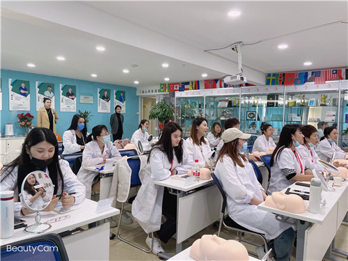 重庆怎么选择适合自己的微整形学校